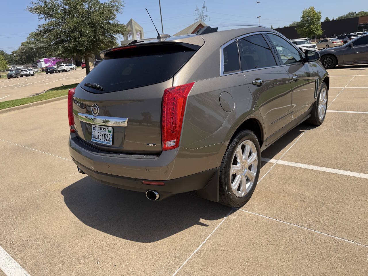 Used 2016 Cadillac SRX Performance w/ Driver Awareness Package FWD image 5