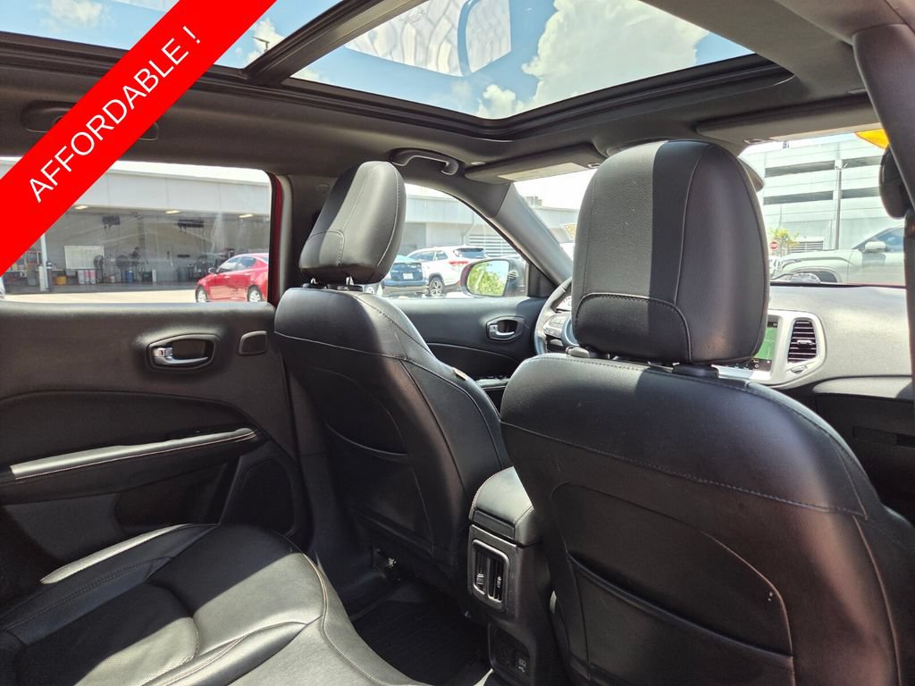 Used 2021 Jeep Compass Latitude w/ Sun and Sound Group AWD/4WD image 16