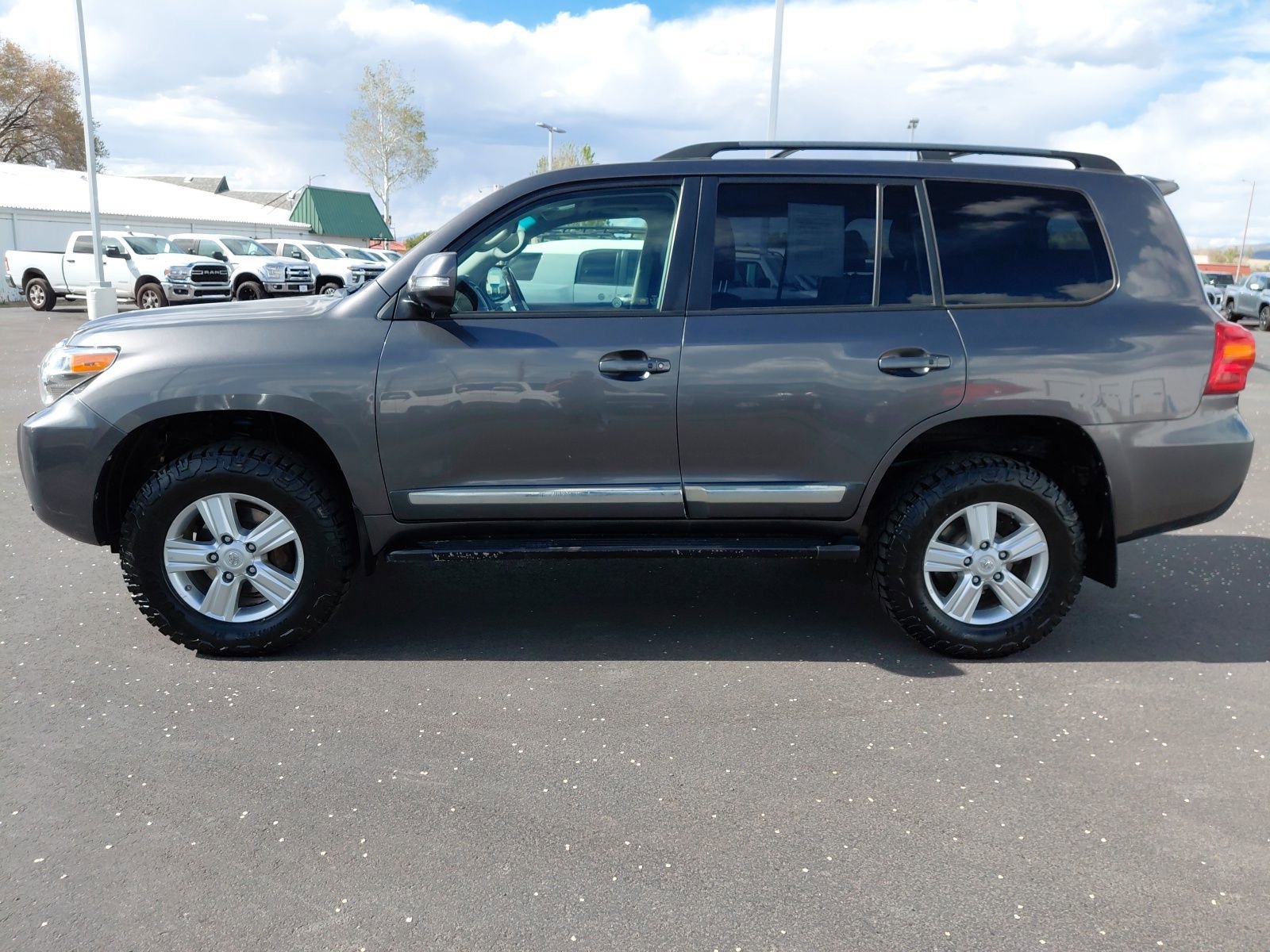 Used 2013 Toyota Land Cruiser image 7
