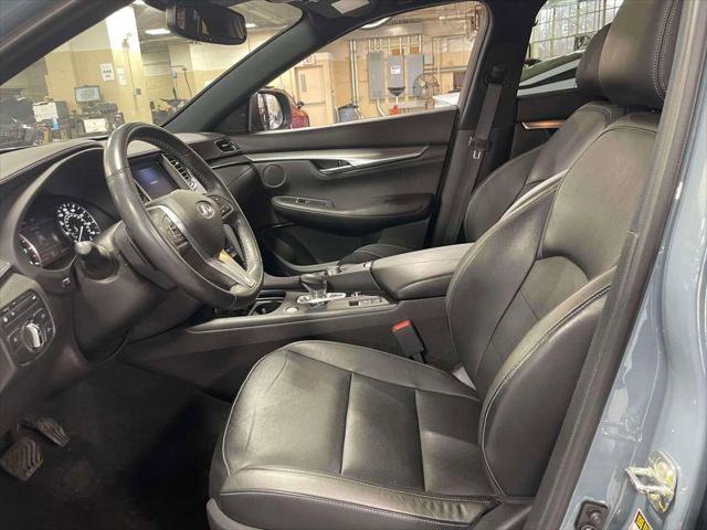 Used 2023 INFINITI QX55 Luxe w/ Cargo Package image 15