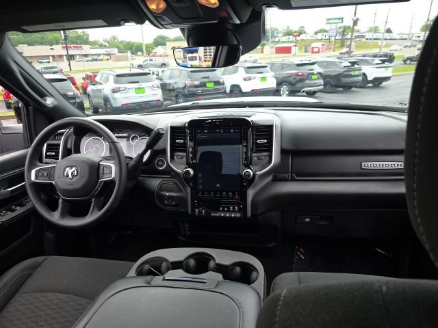 Used 2025 RAM 2500 Big Horn AWD/4WD image 37