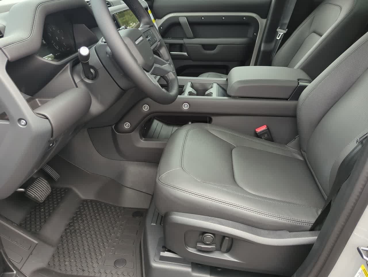 New 2026 Land Rover Defender 110 S AWD/4WD image 17