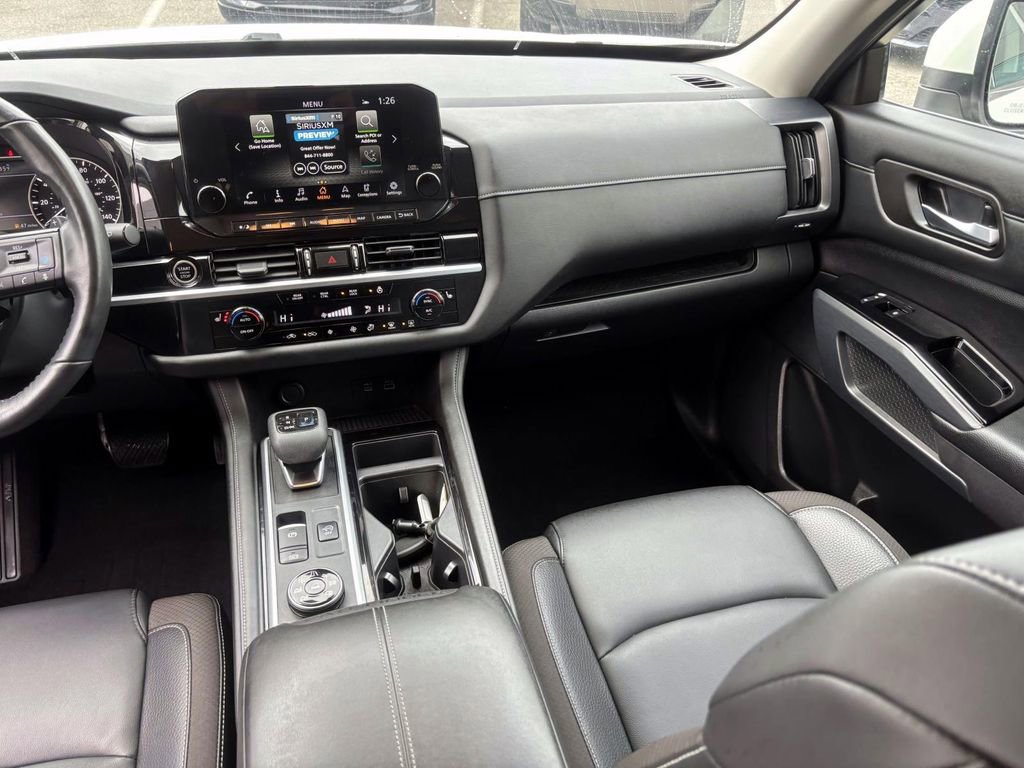 Used 2022 Nissan Pathfinder SL image 31