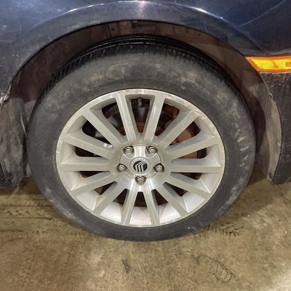 Used 2008 Mercury Milan Premier image 28