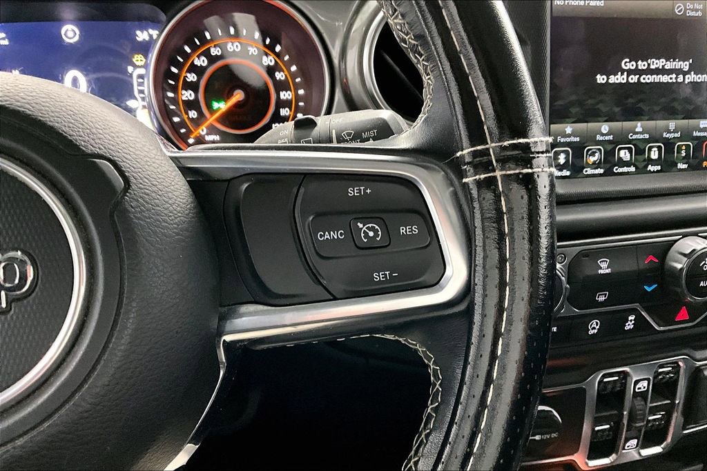 Used 2020 Jeep Wrangler Unlimited Sahara image 25