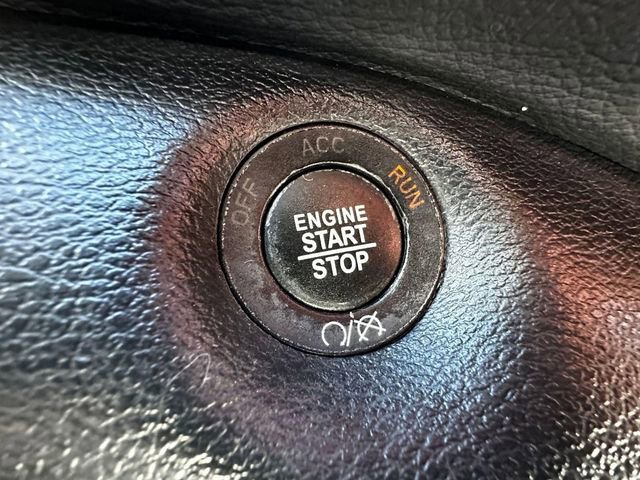 Used 2019 Jeep Cherokee Limited AWD/4WD image 21