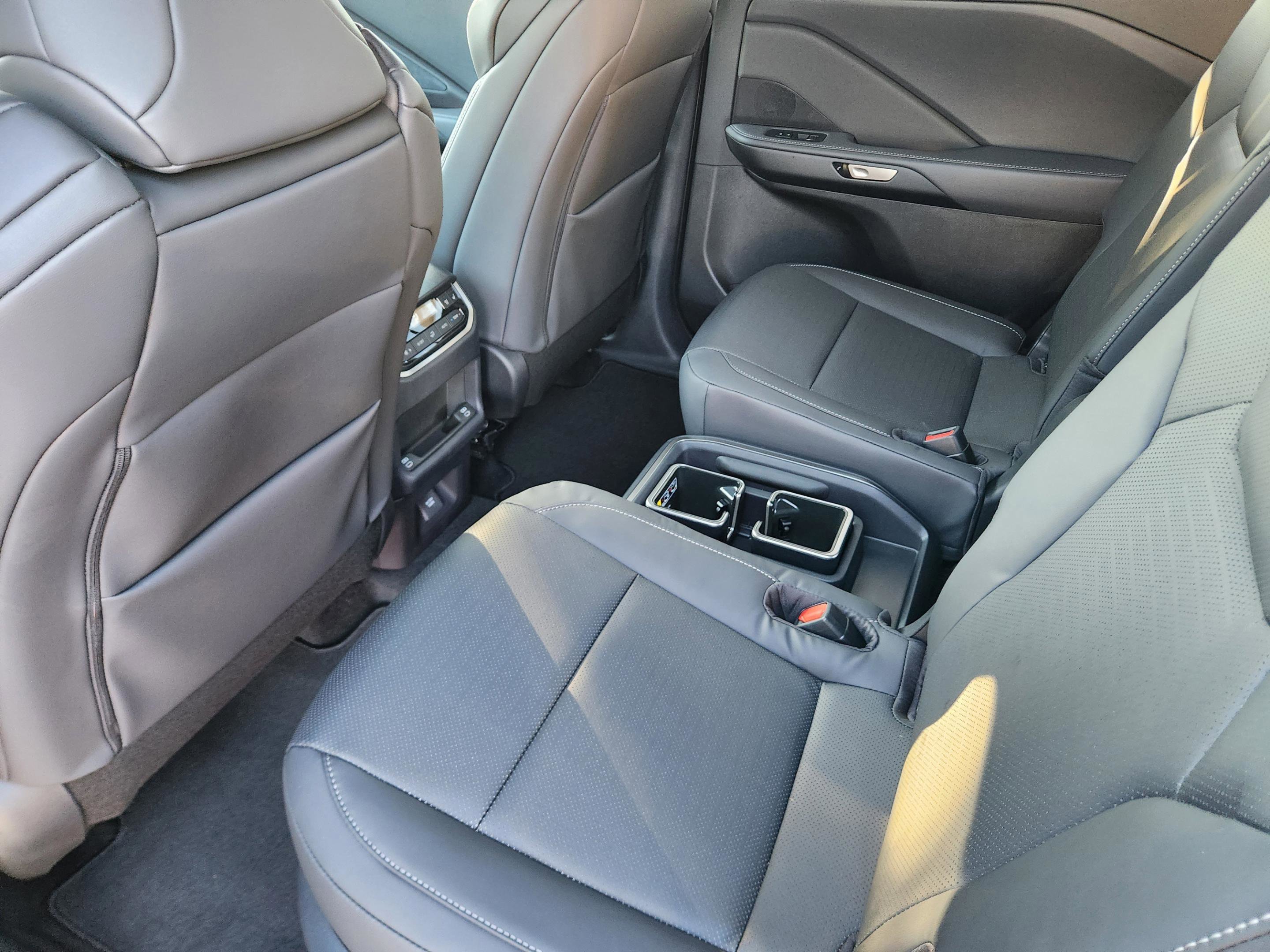 New 2026 Lexus TX 500h AWD image 19