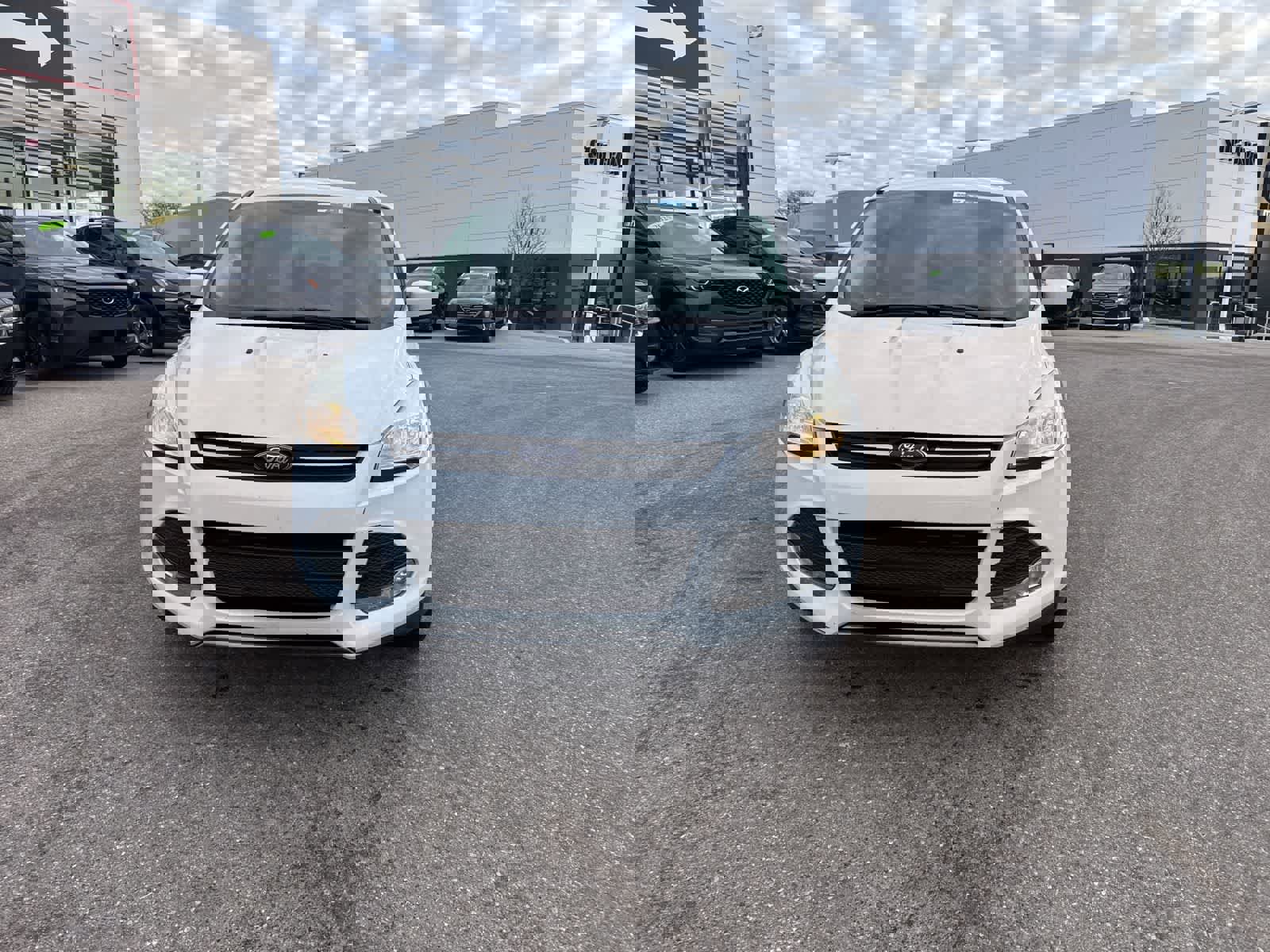 Used 2014 Ford Escape SE image 2