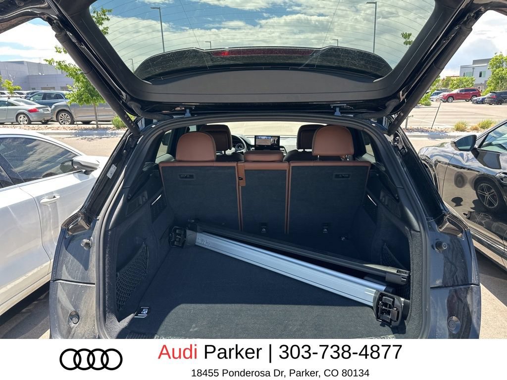 Used 2024 Audi Q5 e Premium Plus w/ Premium Plus Package AWD/4WD image 17