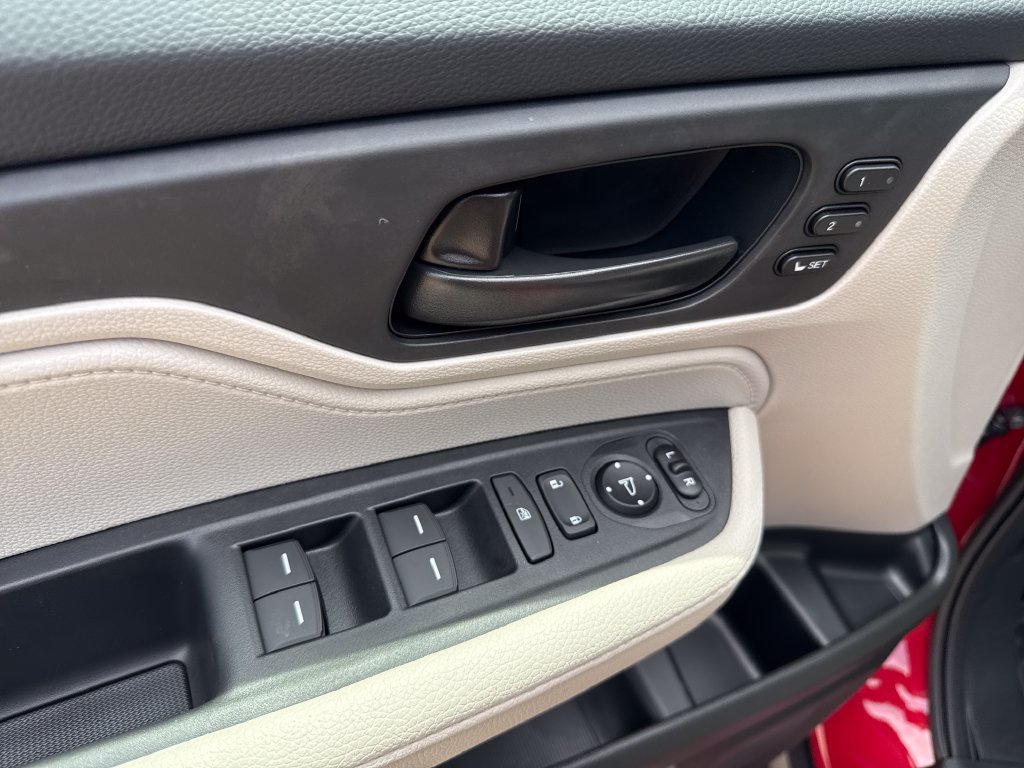 New 2026 Honda Odyssey EX-L image 12