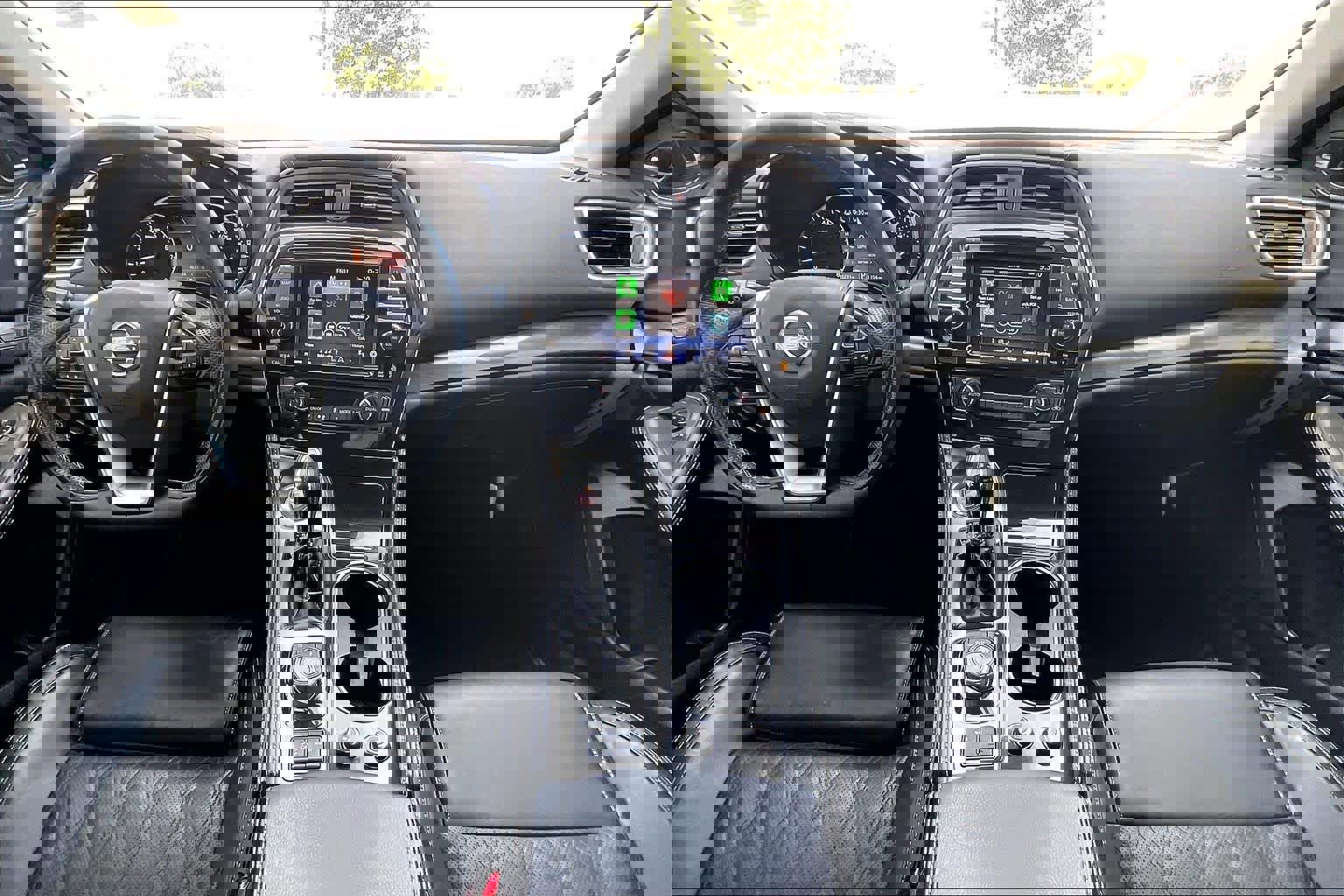 Used 2023 Nissan Maxima Platinum w/ Sport Mat Group FWD image 15