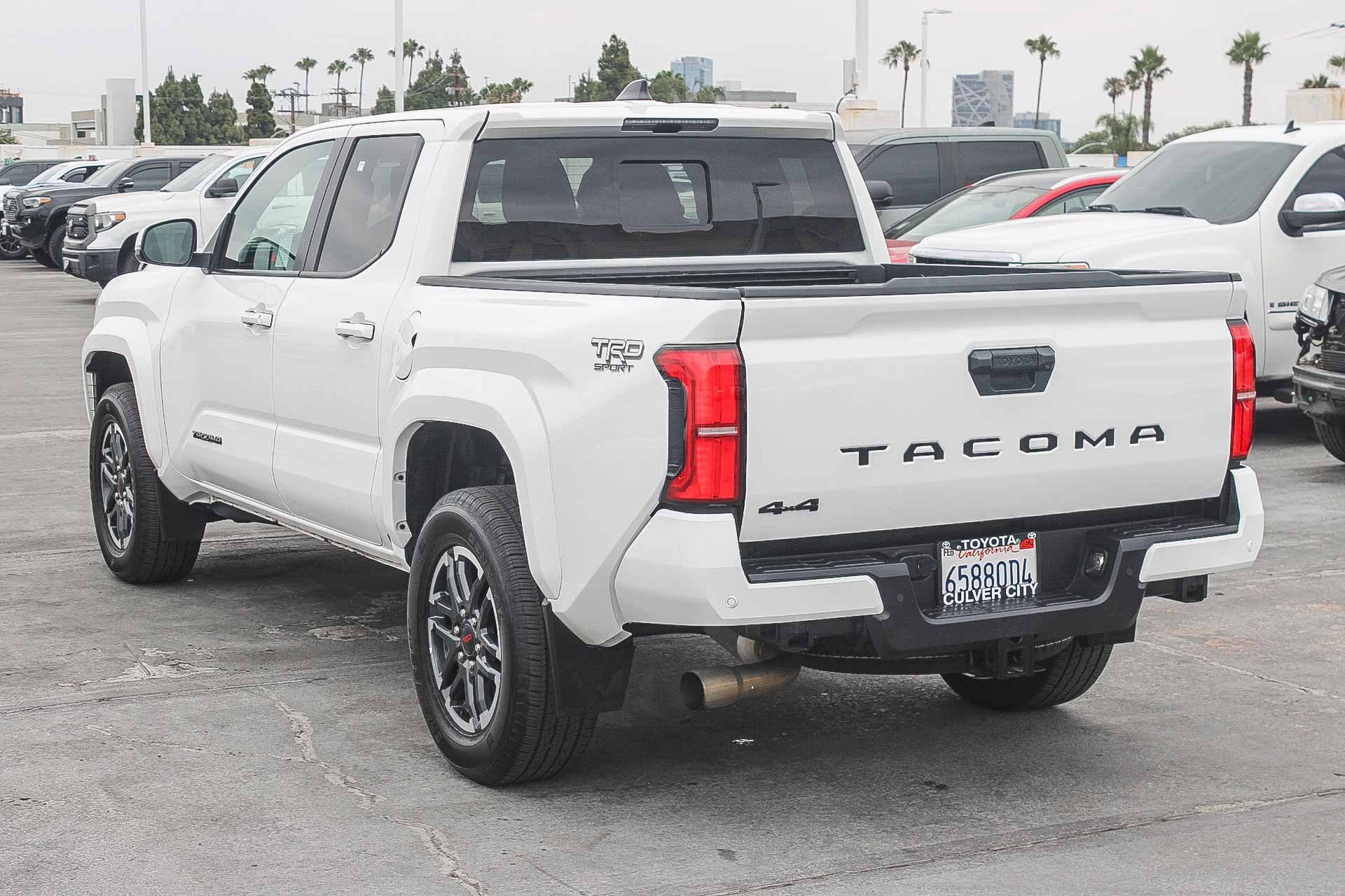 Certified 2024 Toyota Tacoma TRD Sport w/ TRD Sport Upgrade Package AWD/4WD image 7