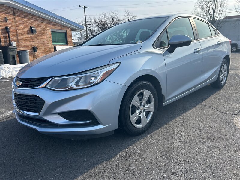 Used 2018 Chevrolet Cruze LS FWD image 7