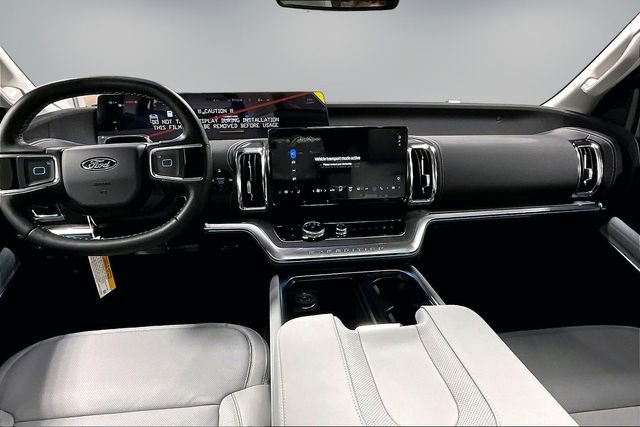 New 2026 Ford Expedition Max Platinum image 7