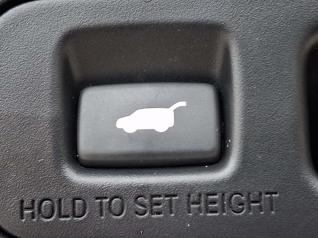 Used 2017 Honda CR-V Touring image 30