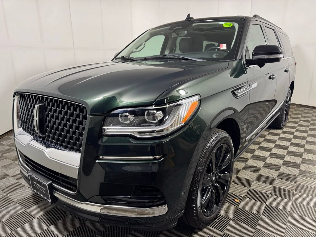 Certified 2022 Lincoln Navigator L Black Label AWD/4WD image 1