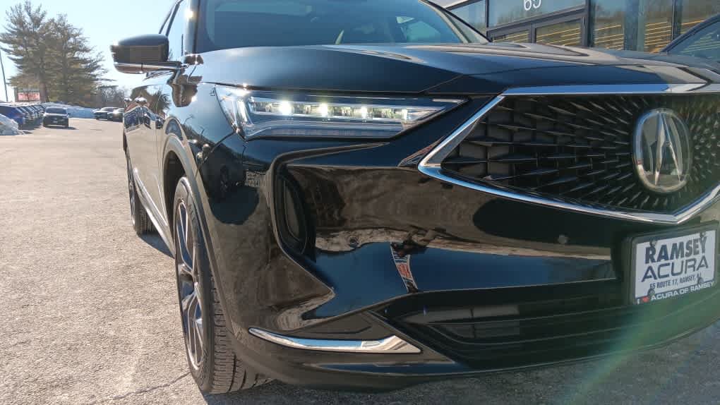 Used 2023 Acura MDX SH-AWD w/ Technology Package image 10