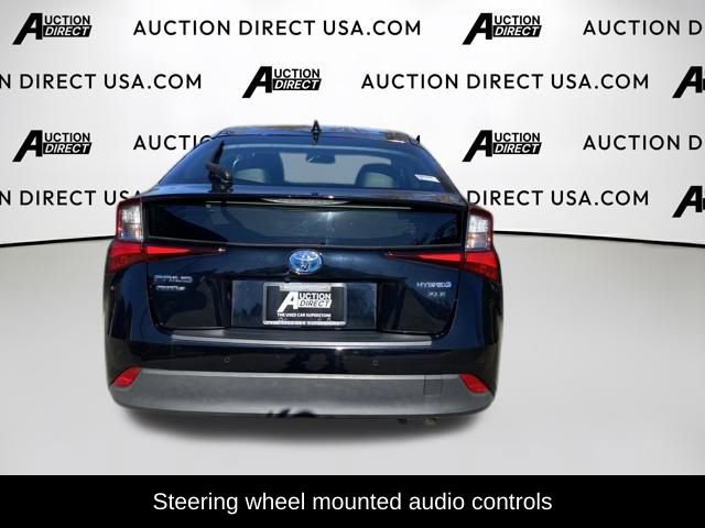 Used 2022 Toyota Prius XLE image 5