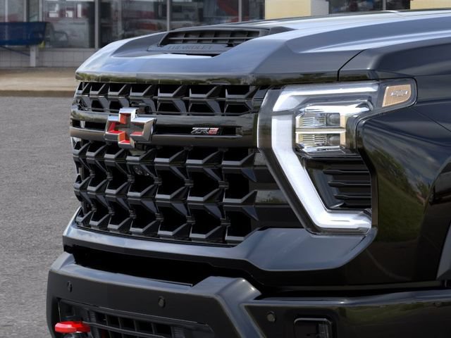 New 2026 Chevrolet Silverado 2500 ZR2 AWD/4WD image 13