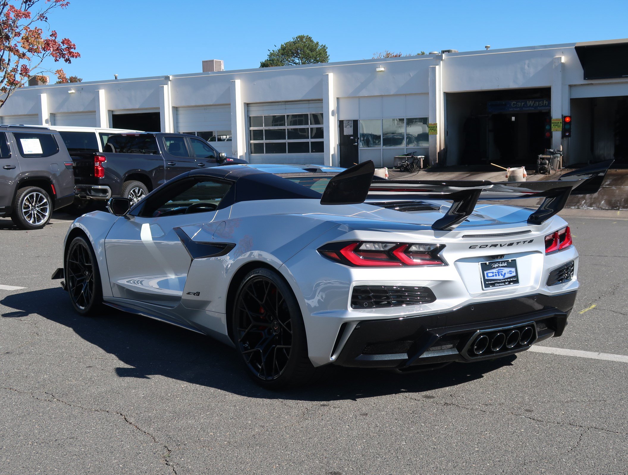 Used 2026 Chevrolet Corvette ZR1 w/ ZR1 Carbon Fiber Aero Package RWD image 8