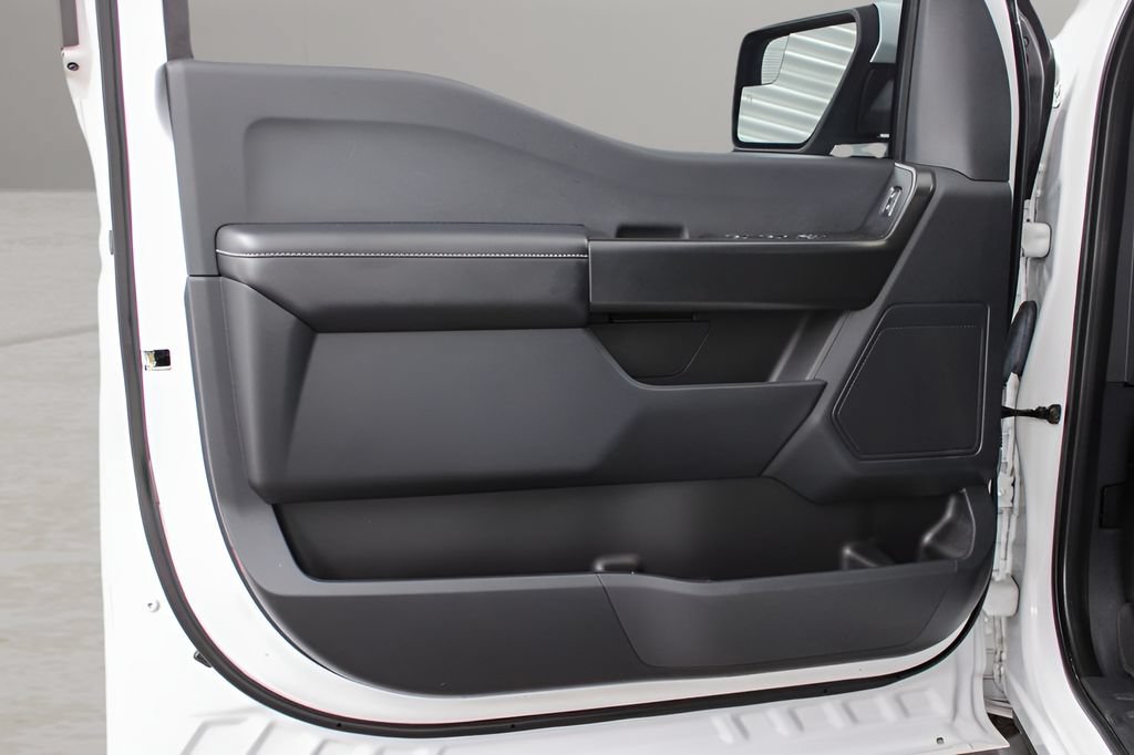 Used 2022 Ford F150 XL w/ STX Appearance Package RWD image 13