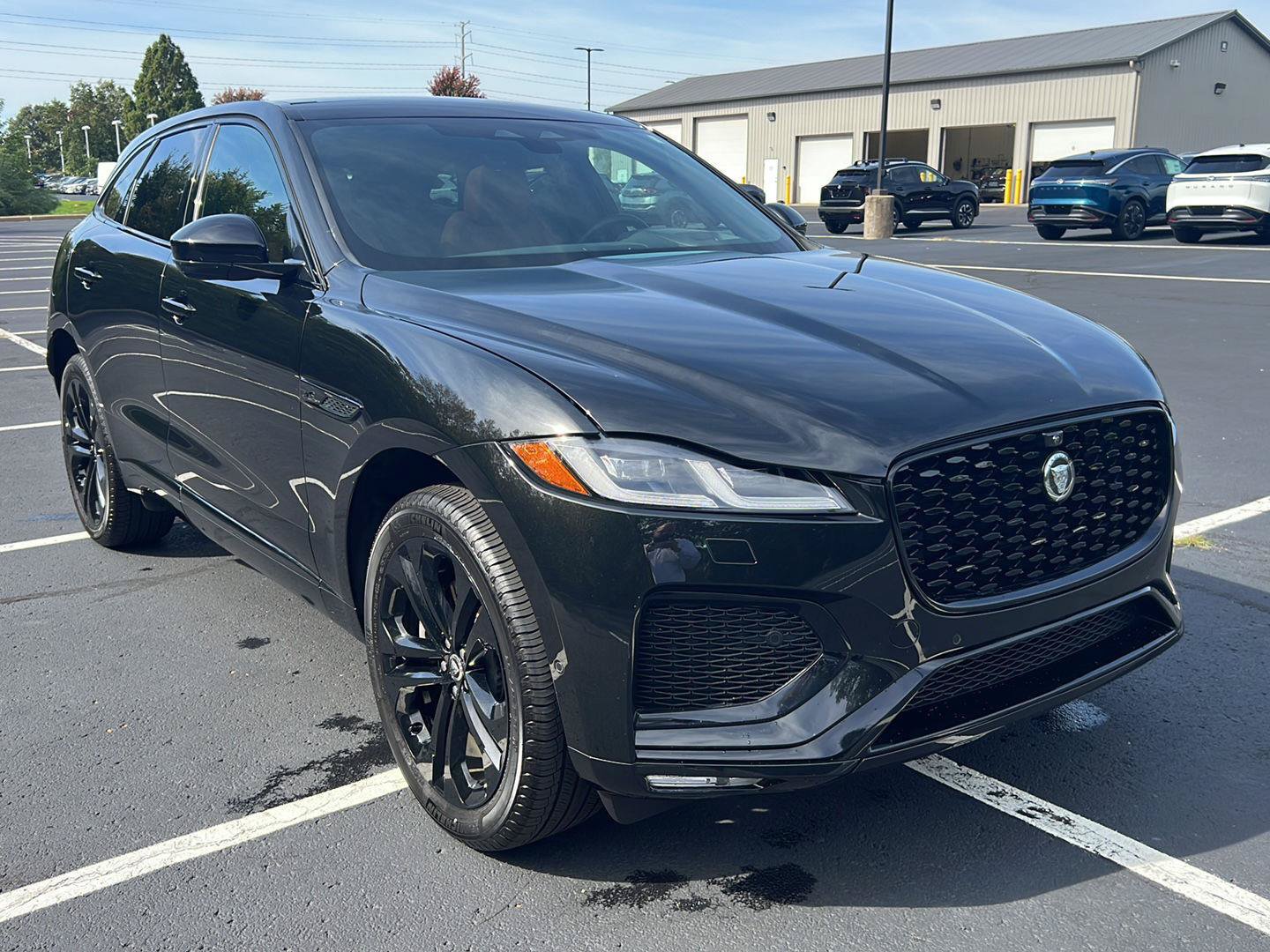 Certified 2026 Jaguar F-PACE R-Dynamic S AWD/4WD image 7