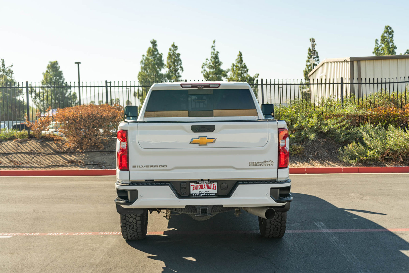 Used 2022 Chevrolet Silverado 3500 High Country w/ Z71 Off-Road Package AWD/4WD image 8