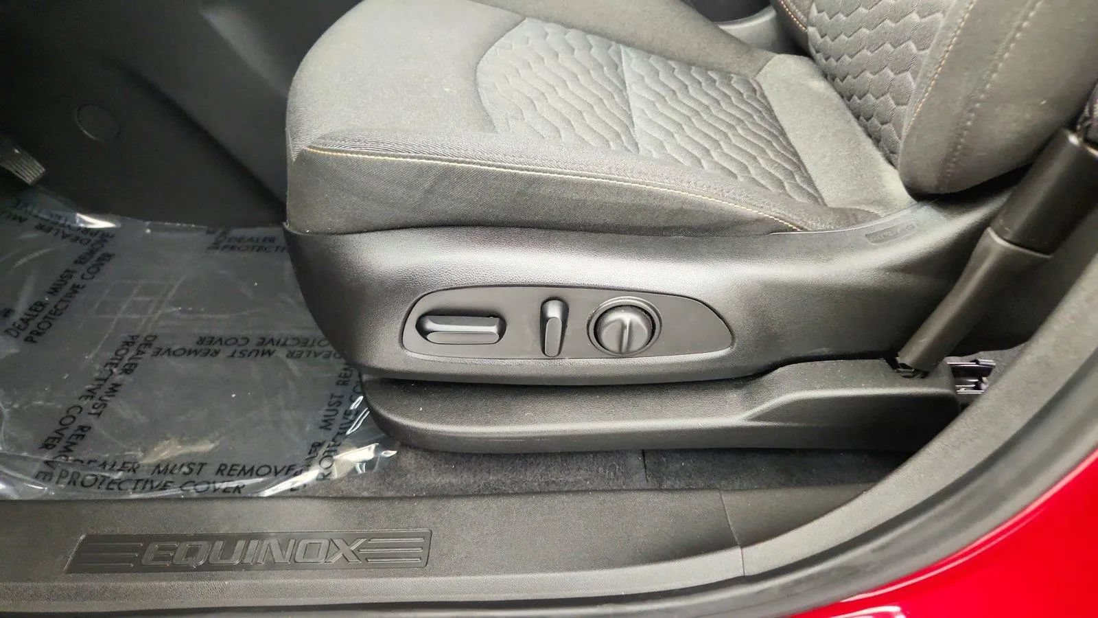 Used 2020 Chevrolet Equinox LT FWD image 15
