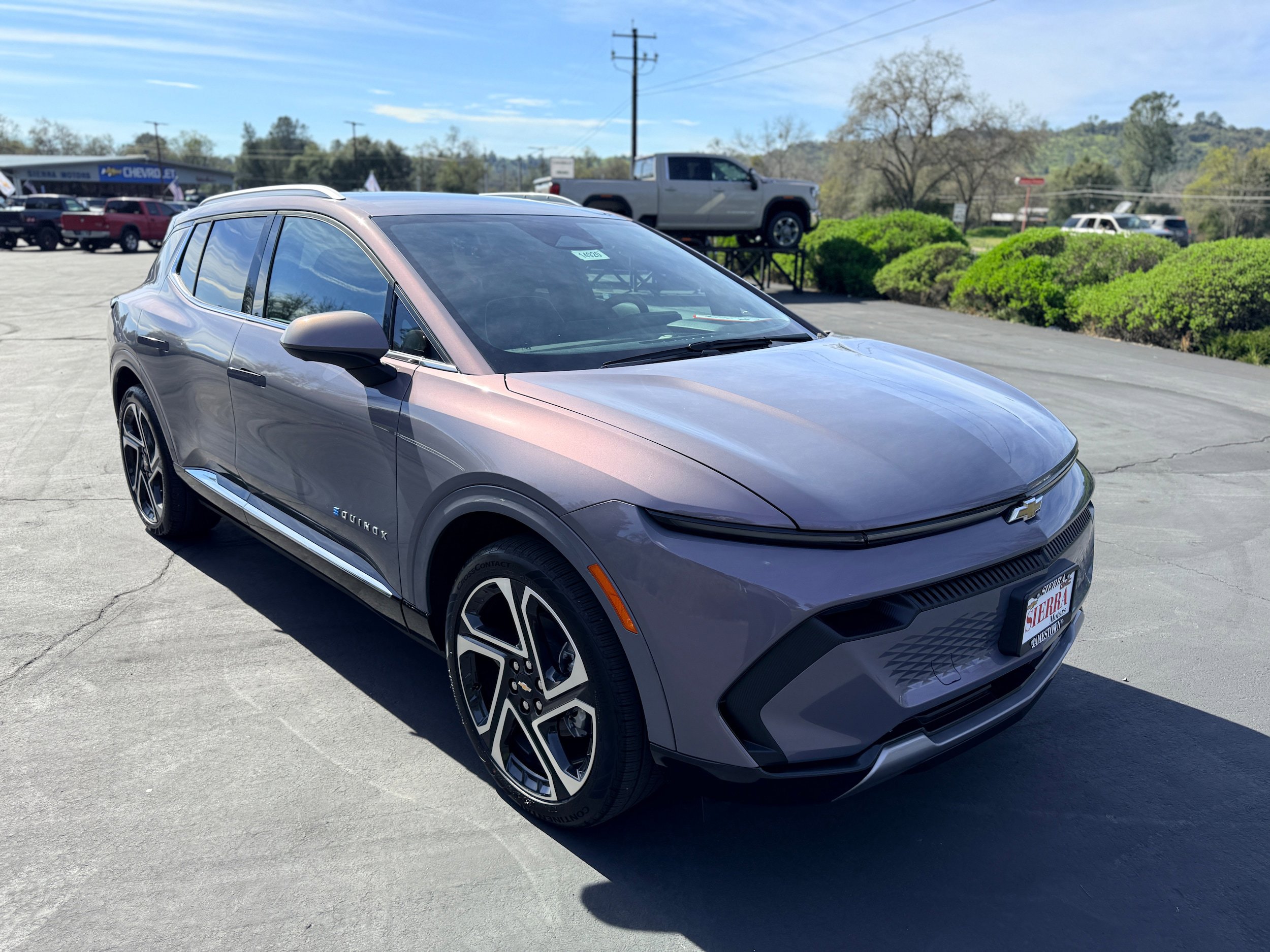 New 2026 Chevrolet Equinox EV LT w/ Convenience Package II image 3