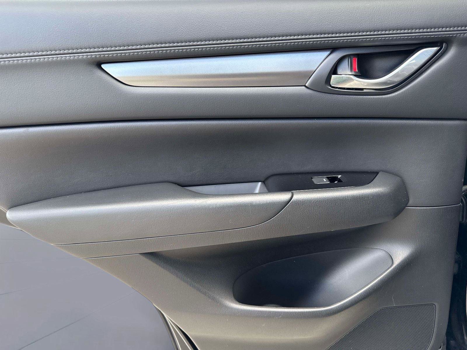 Used 2025 MAZDA CX-5 AWD 2.5 S w/ Preferred Package image 13