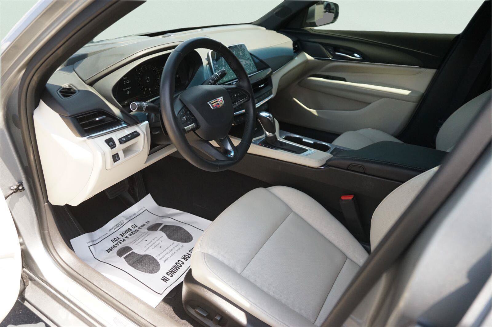 Used 2025 Cadillac CT4 Premium Luxury w/ Technology Package RWD image 8