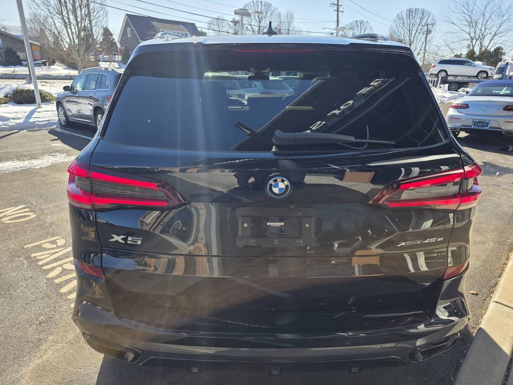 Used 2023 BMW X5 xDrive45e w/ Executive Package image 10
