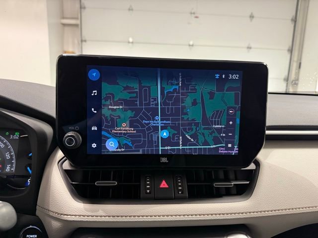 Used 2025 Toyota RAV4 XLE Premium image 19