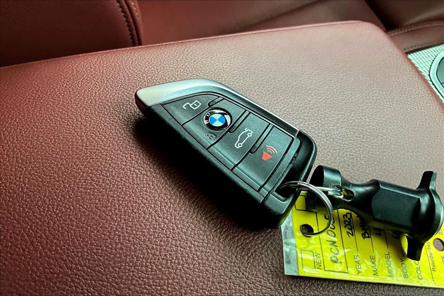Used 2023 BMW 430i Coupe w/ M Sport Package image 14