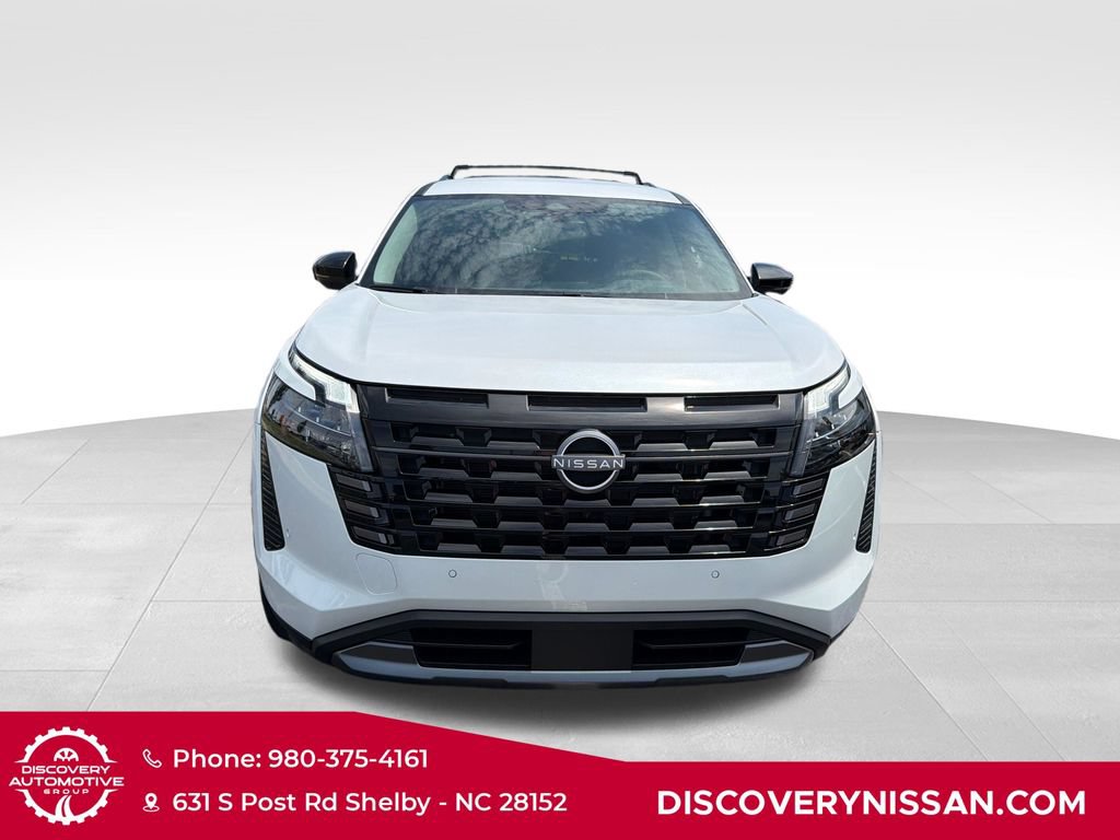 New 2026 Nissan Pathfinder SL FWD image 2