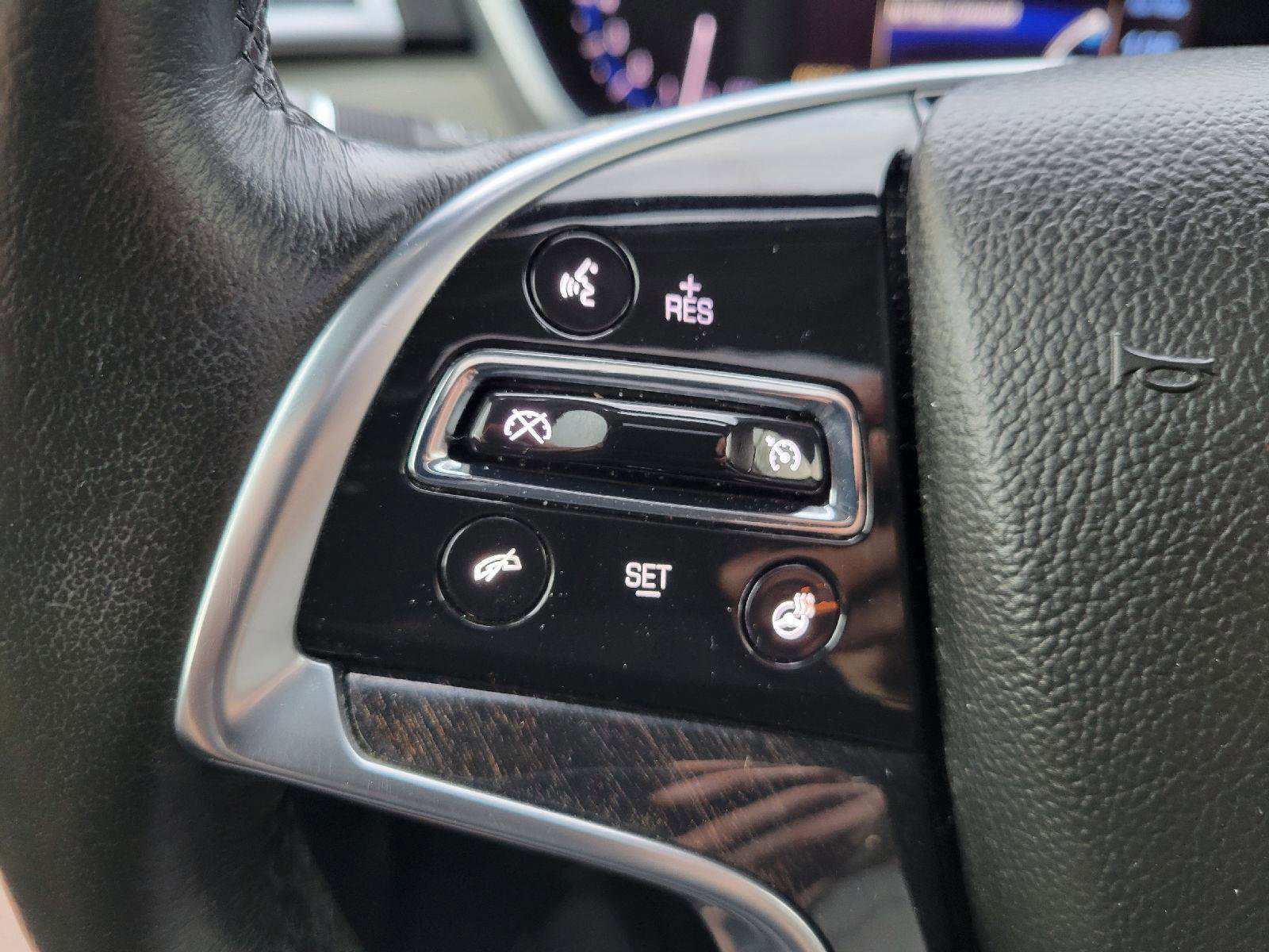 Used 2014 Cadillac SRX Luxury AWD/4WD image 19