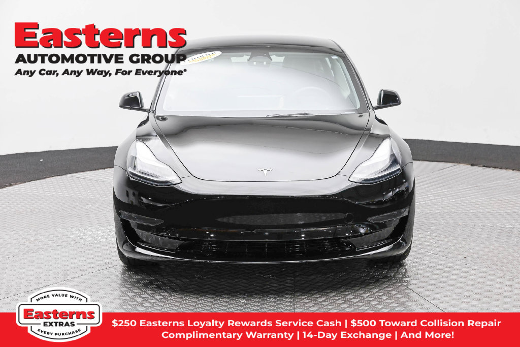 Used 2023 Tesla Model 3 Standard Range RWD image 3