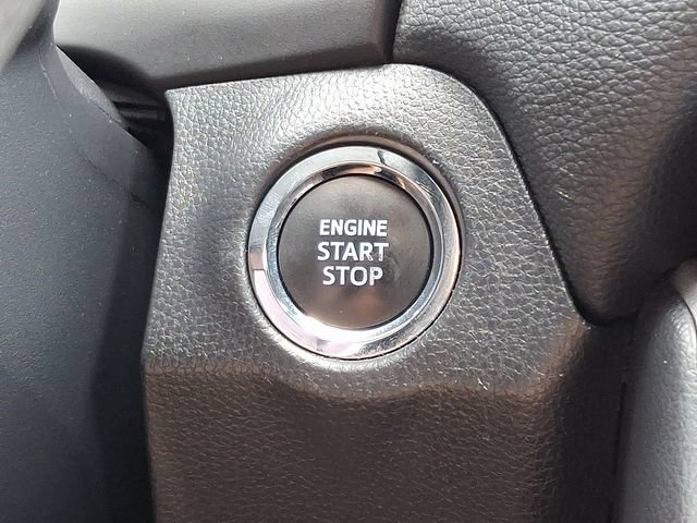 Used 2024 Toyota RAV4 XLE AWD/4WD image 21