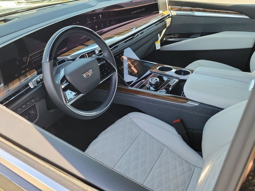Certified 2025 Cadillac Escalade Premium Luxury Platinum image 10