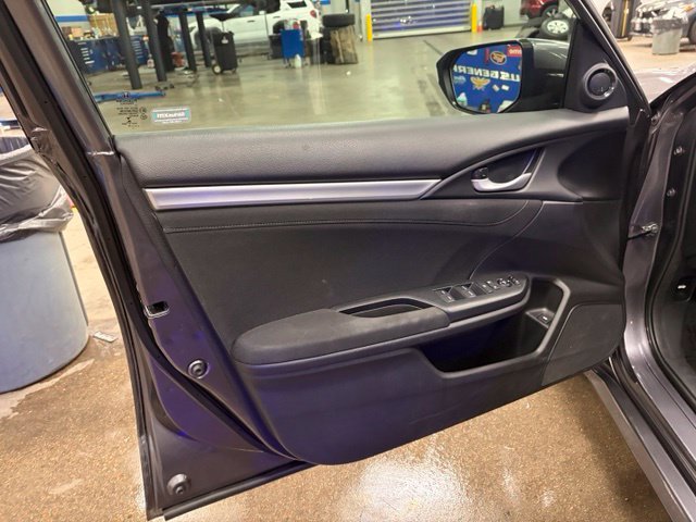 Used 2019 Honda Civic EX image 12