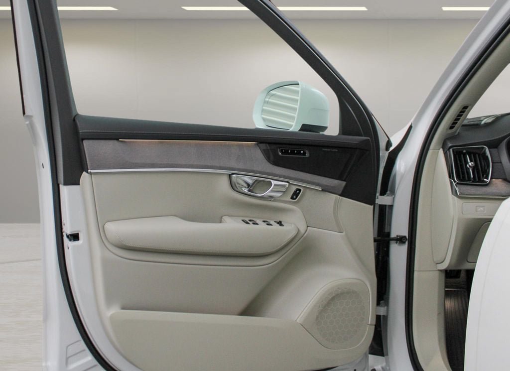 New 2026 Volvo XC90 B6 Ultra w/ Protection Package AWD/4WD image 21