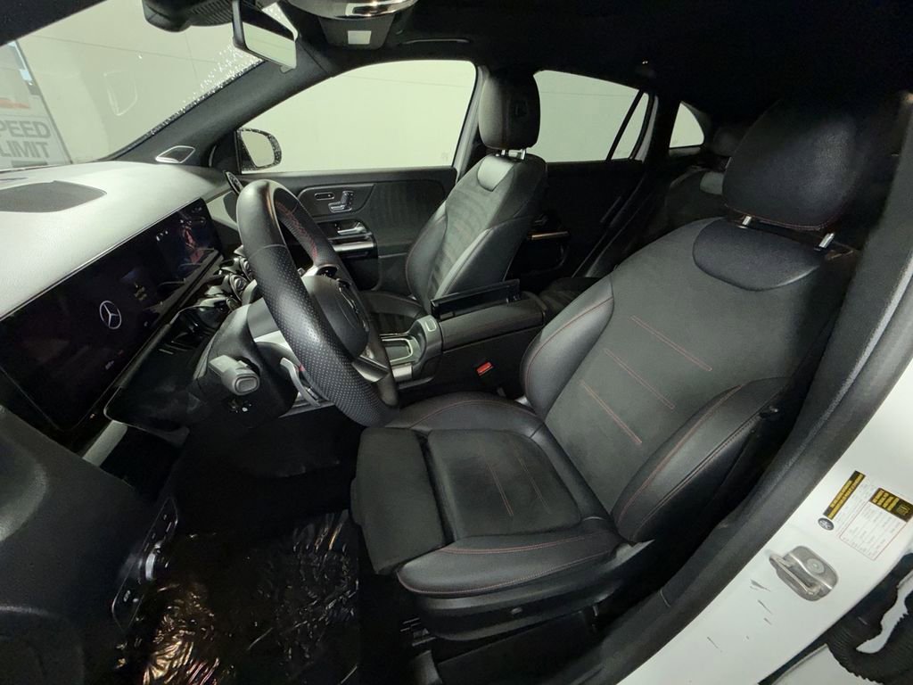 Used 2024 Mercedes-Benz GLA 250 4MATIC image 13
