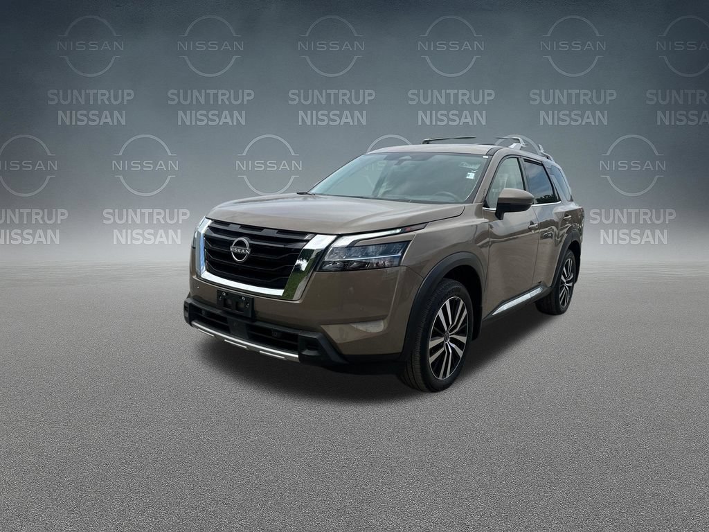Used 2024 Nissan Pathfinder Platinum w/ Cargo Package FWD image 34