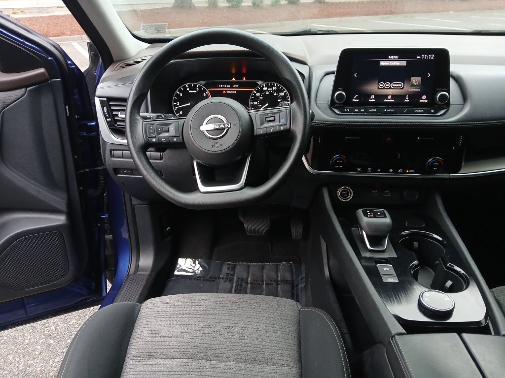 Used 2022 Nissan Rogue SV AWD/4WD image 14