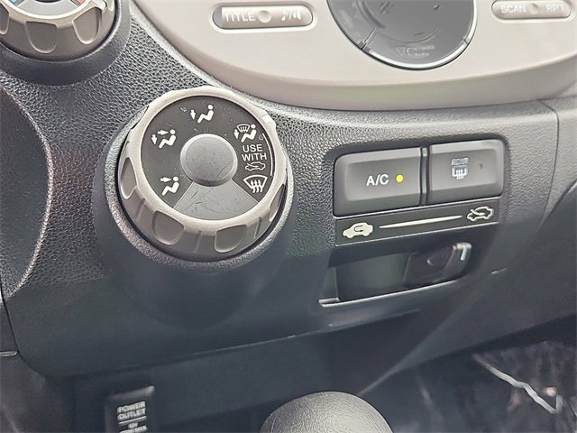 Used 2013 Honda Fit image 15