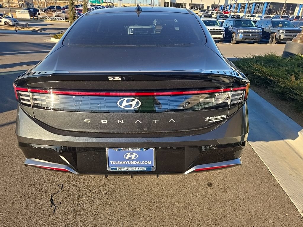 New 2026 Hyundai Sonata SEL FWD image 7