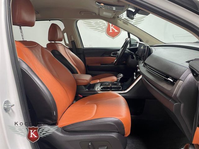 Used 2024 Kia Carnival SX image 23