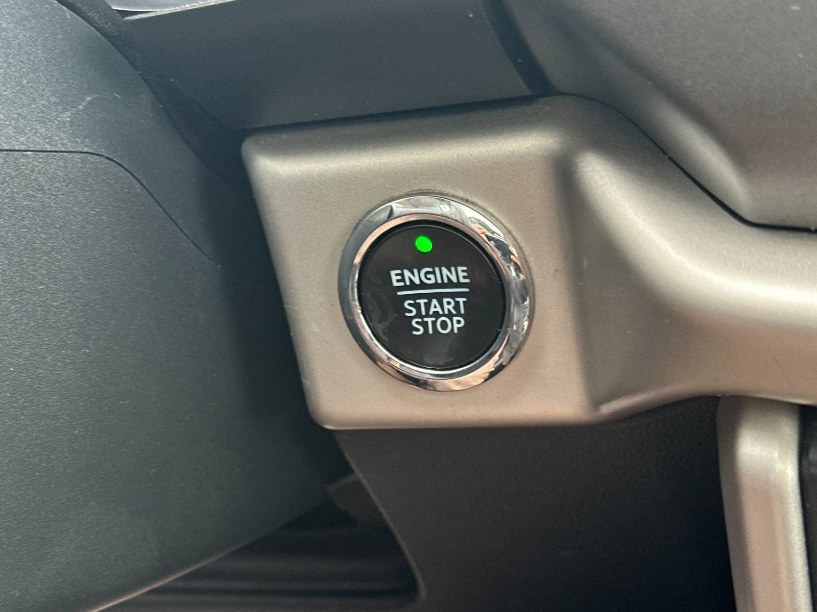 Used 2022 Ford Expedition XLT w/ Equipment Group 202A image 22