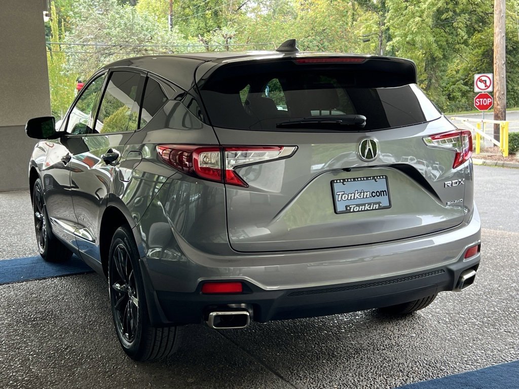 New 2026 Acura RDX SH-AWD image 4