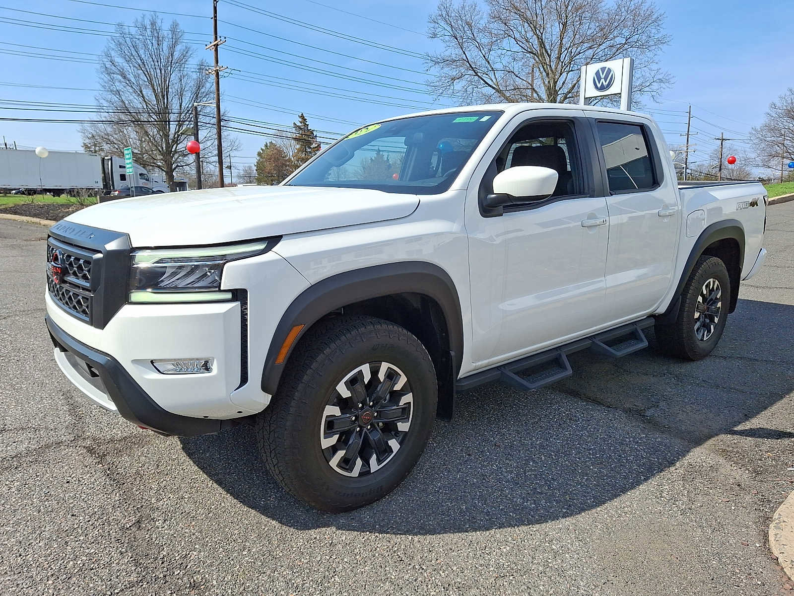Used 2024 Nissan Frontier PRO-4X w/ Off-Road Protection Package image 3